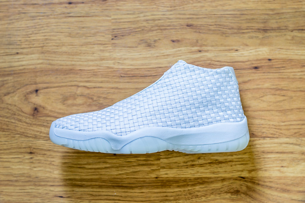 Jordan future pure platinum online