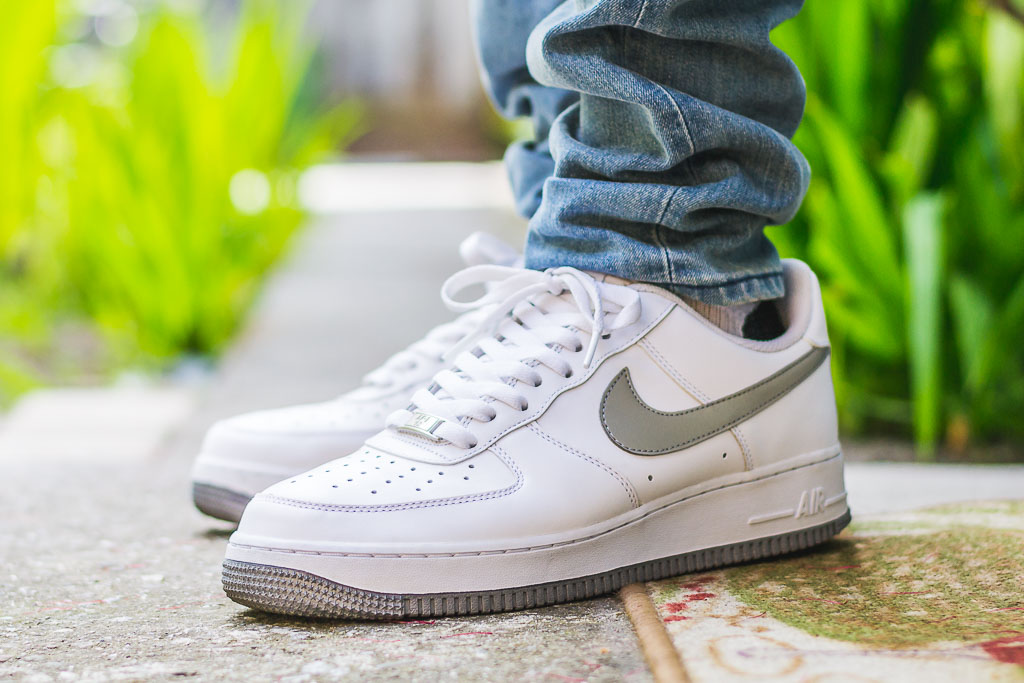 air force 1 on foot