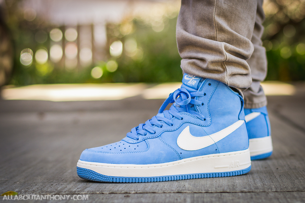 Unboxing the University blue Air Force 1's! Review plus on-feet