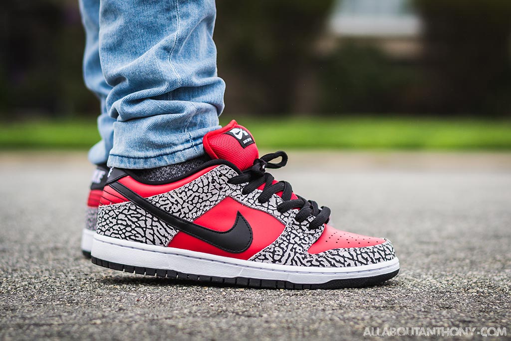 nike dunk sb low supreme red cement