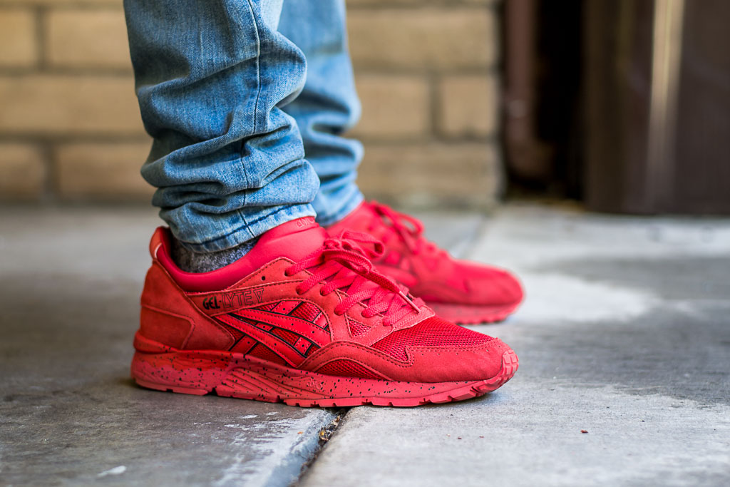 ASICS Gel Lyte v Red