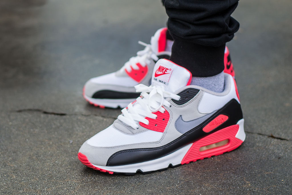 how do air max 90 fit