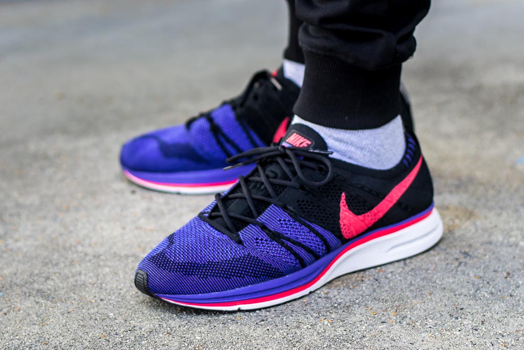 nike flyknit trainer red