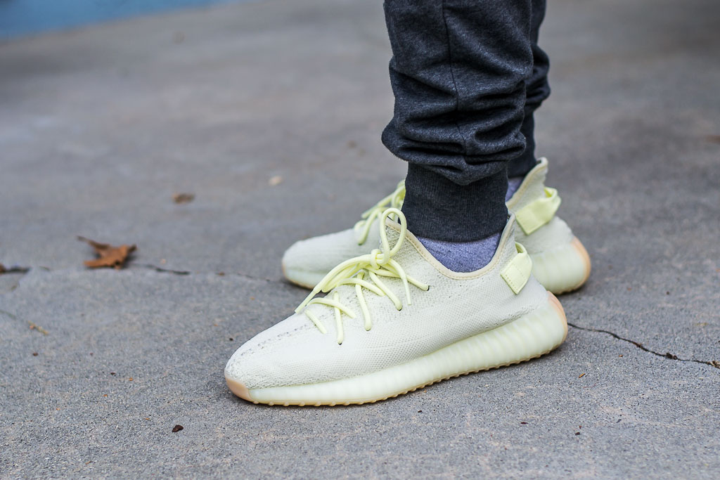 Cualquier Patria cepillo Adidas Yeezy Boost 350 V2 Butter On Feet Sneaker Review
