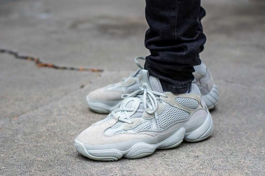 how do yeezy 500 fit