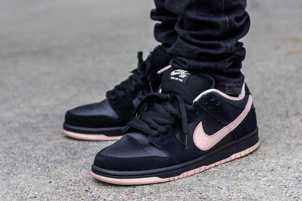 Nike SB Dunk Low Black/Washed Coral On 