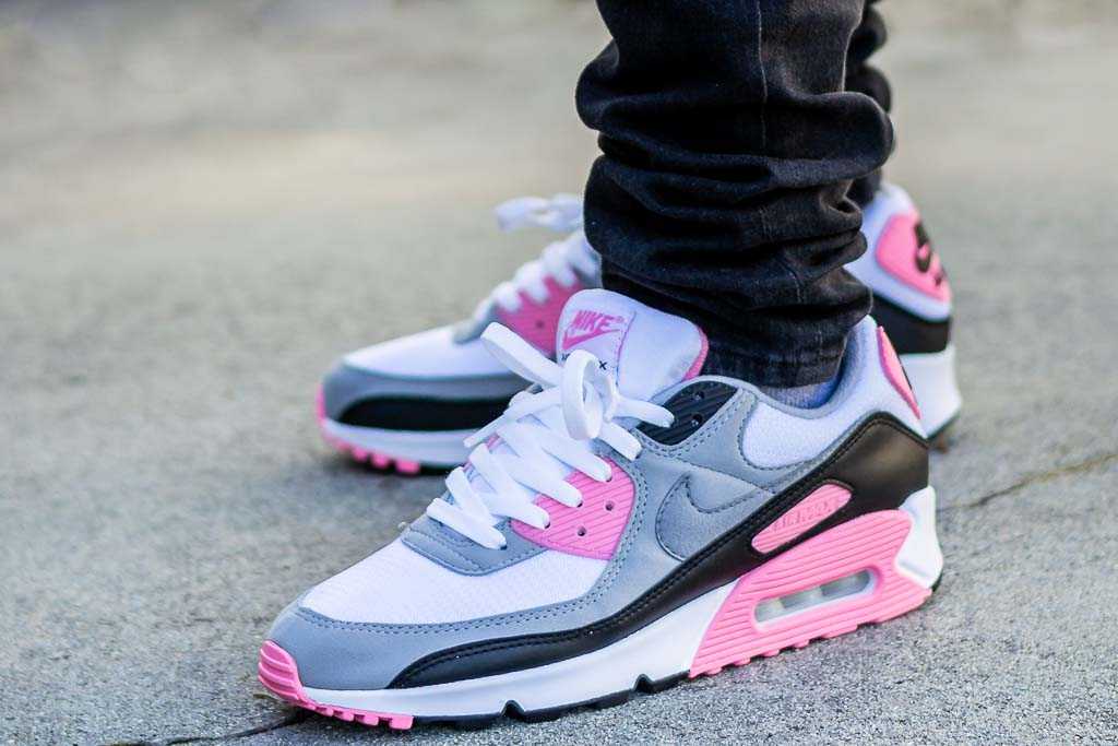 nikes with roses on them