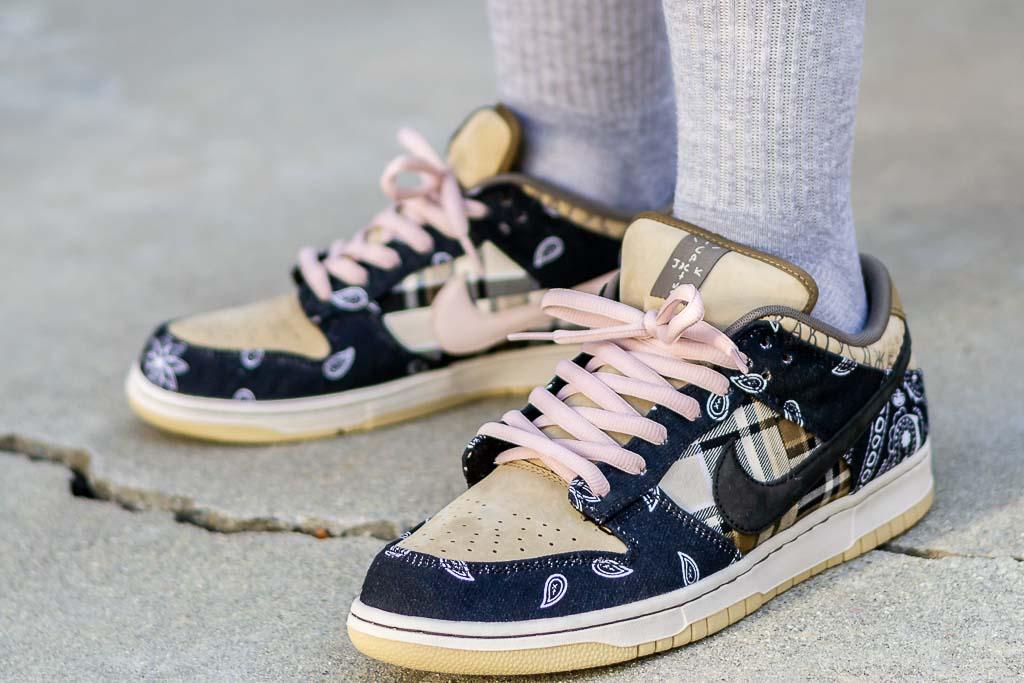 nike dunk low laces