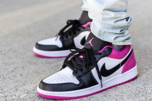 Air Jordan 1 Low Fuchsia WDYWT On Feet