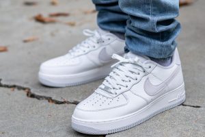 should you size down air force 1
