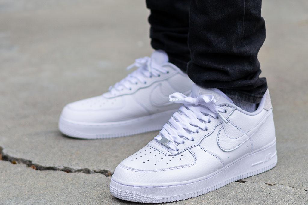 white air forces on feet