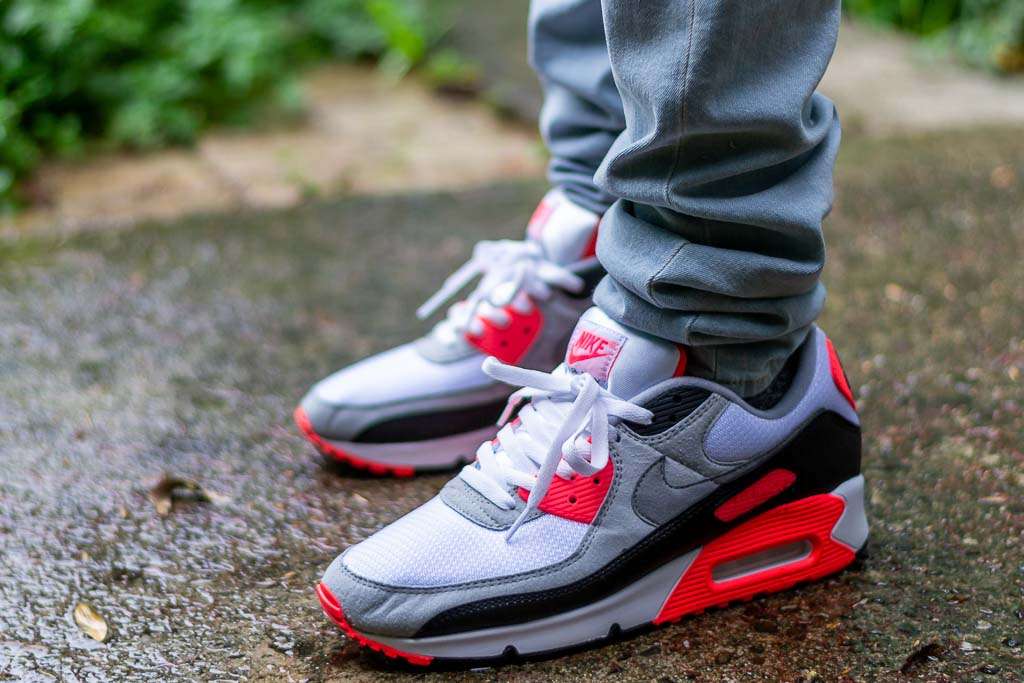 air max 90 radiant red