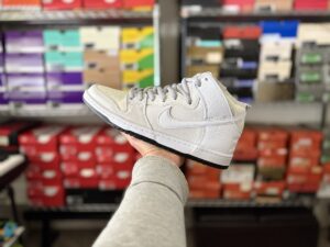 Nike SB Dunk High Antihero